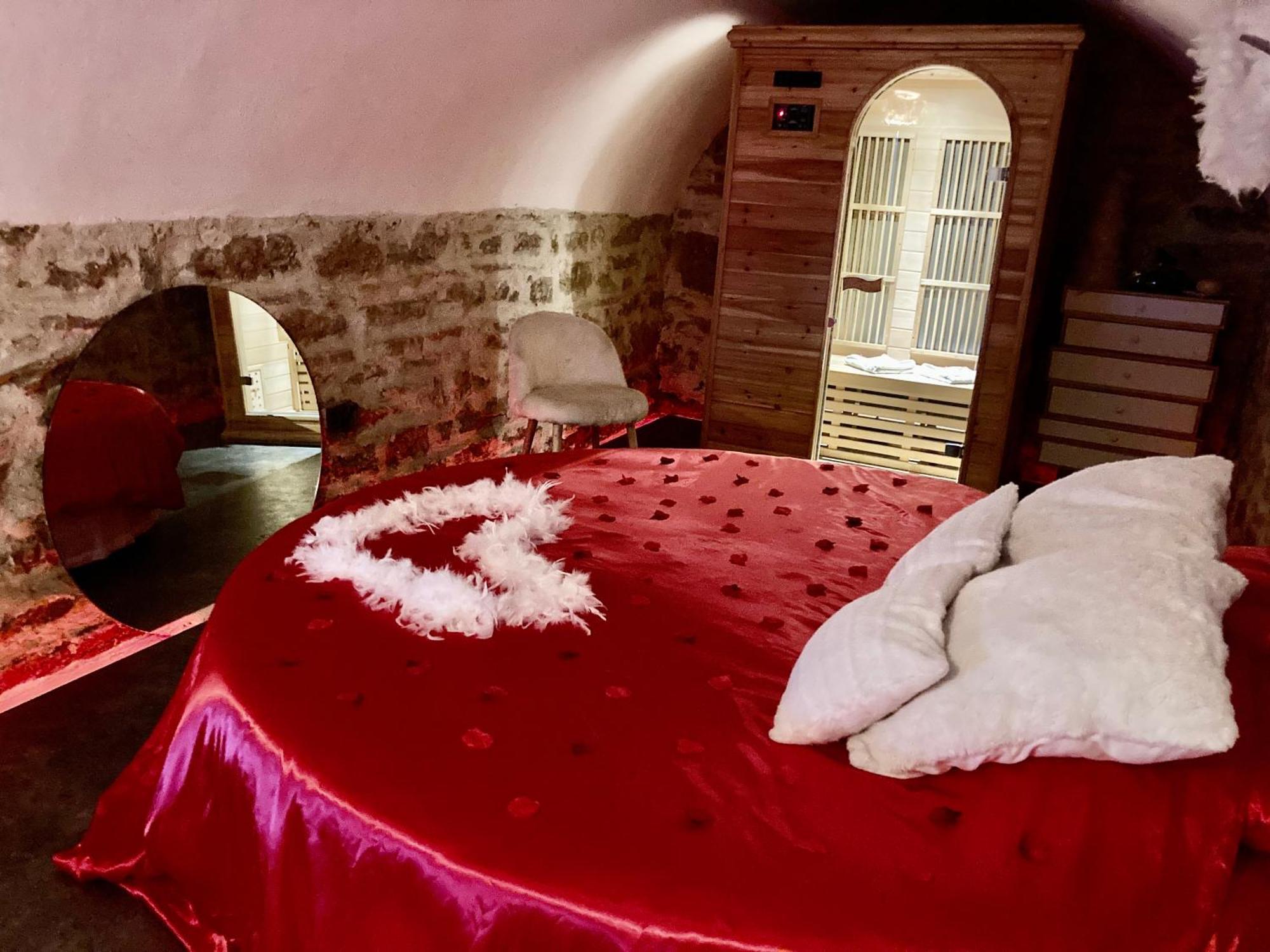 Ly'Ove Apartment Лион Екстериор снимка